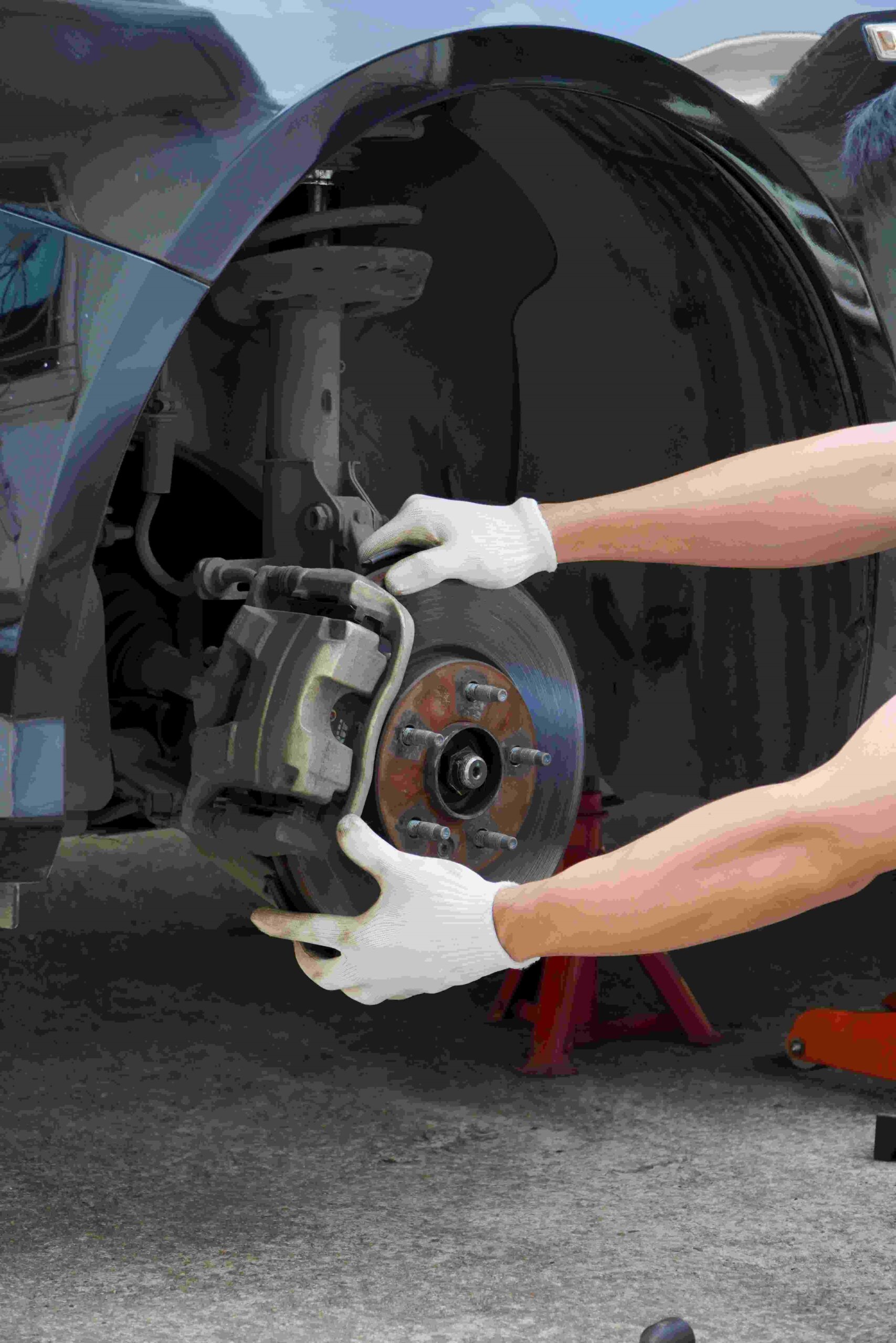 Why “Car Brake Maintenance” Should Be on Your Priority List